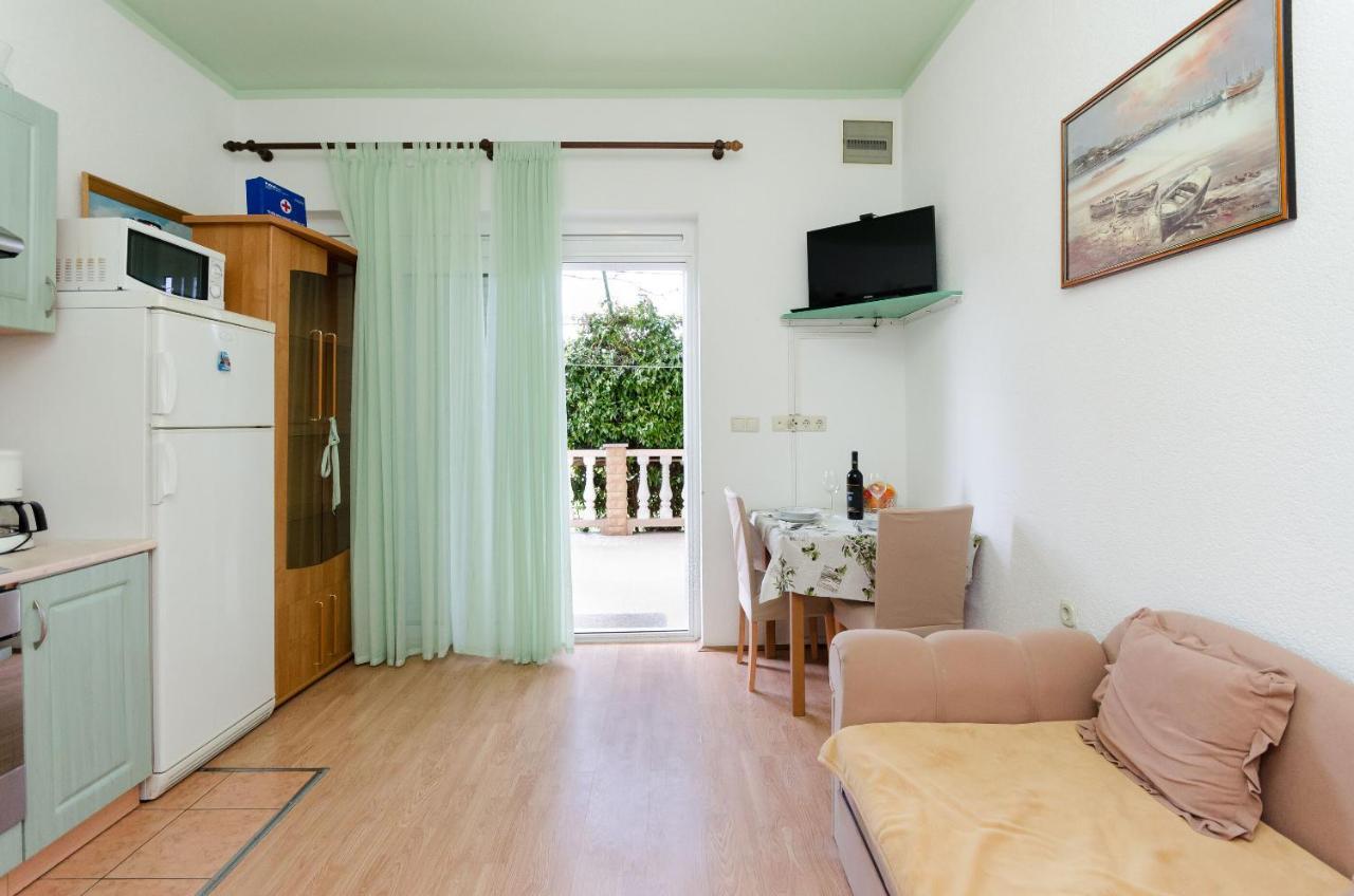 Apartments Mijatovic Lopar Ngoại thất bức ảnh
