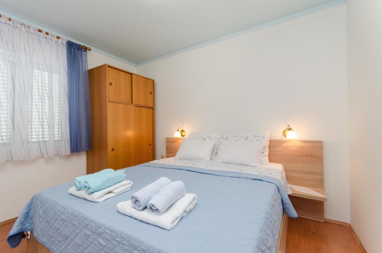 Apartments Mijatovic Lopar Ngoại thất bức ảnh