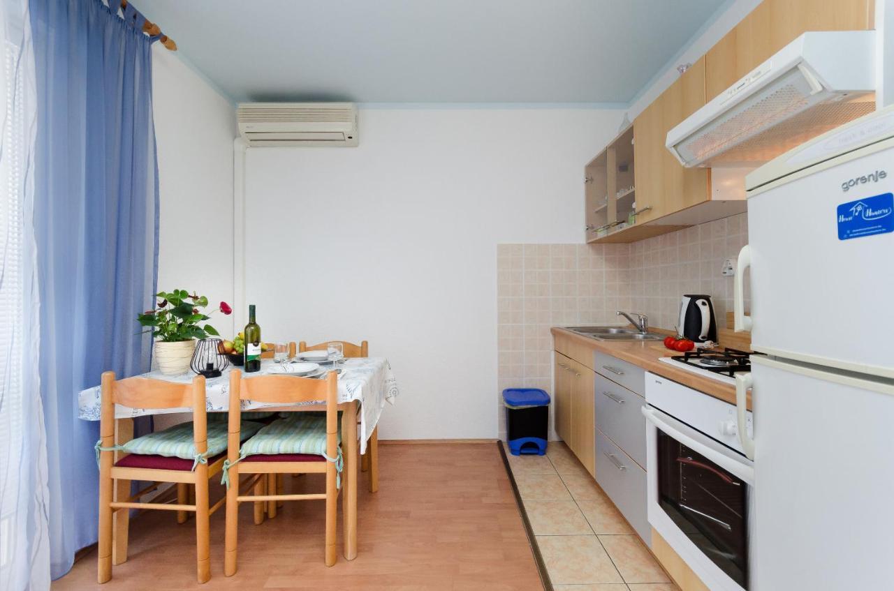 Apartments Mijatovic Lopar Ngoại thất bức ảnh